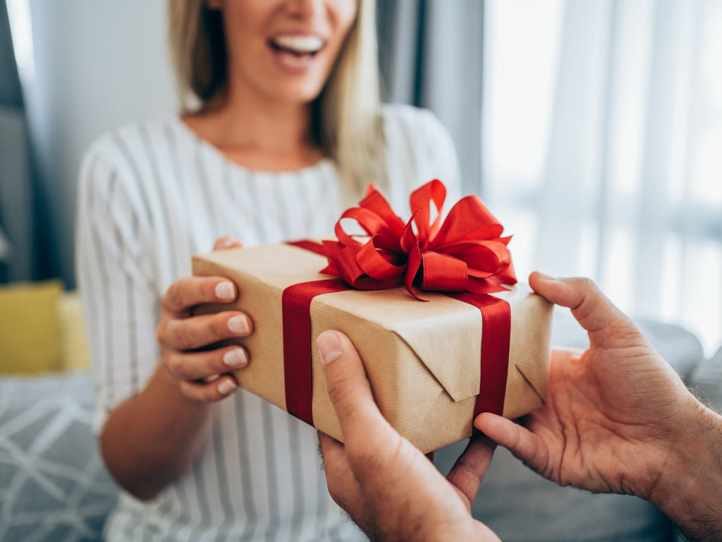 40 Top Gift Ideas: The Perfect Gift for Your Girlfriend