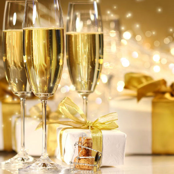 THE BEST UNIQUE & UNUSUAL ALCOHOL-THEMED WEDDING IDEAS